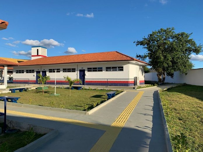 Novas unidades escolares seguem um novo padrão adotado pelo Estado