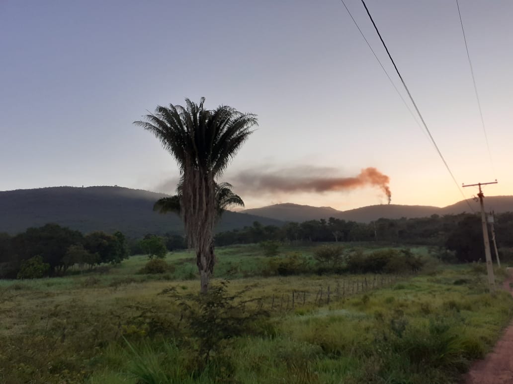 Segundo denúncias, mineradora intensificou os trabalhos noturnos no município de Piatã, na Chapada Diamantina 