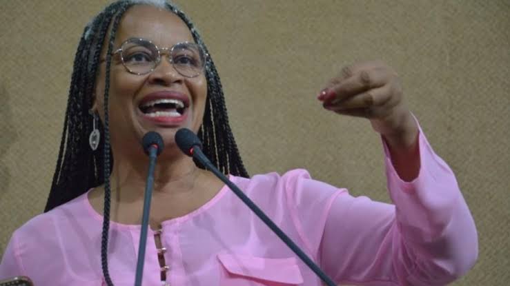 Deputada estadual Olívia Santana