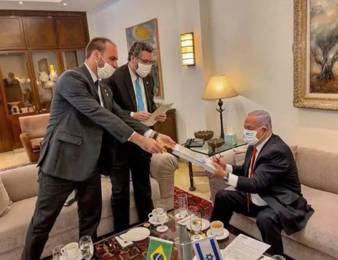 Dois dos projetos foram assinados durante o governo de Jair Bolsonaro (PL)