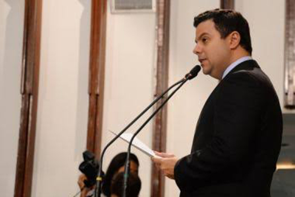 O deputado estadual Luciano Simões (DEM)