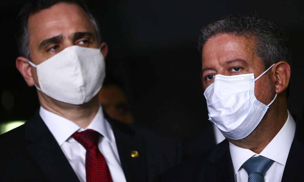O presidente do Senado, Rodrigo Pacheco (DEM-MG), e o presidente da Câmara, Arthur Lira (PP-AL) O presidente do Senado, Rodrigo Pacheco (DEM-MG), e o presidente da Câmara, Arthur Lira (PP-AL)