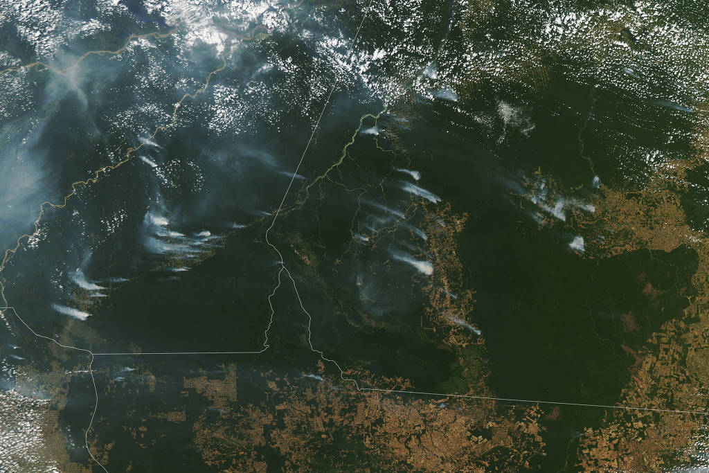Imagens de satélite mostram queimadas em 1º de agosto de 2020 na Amazônia