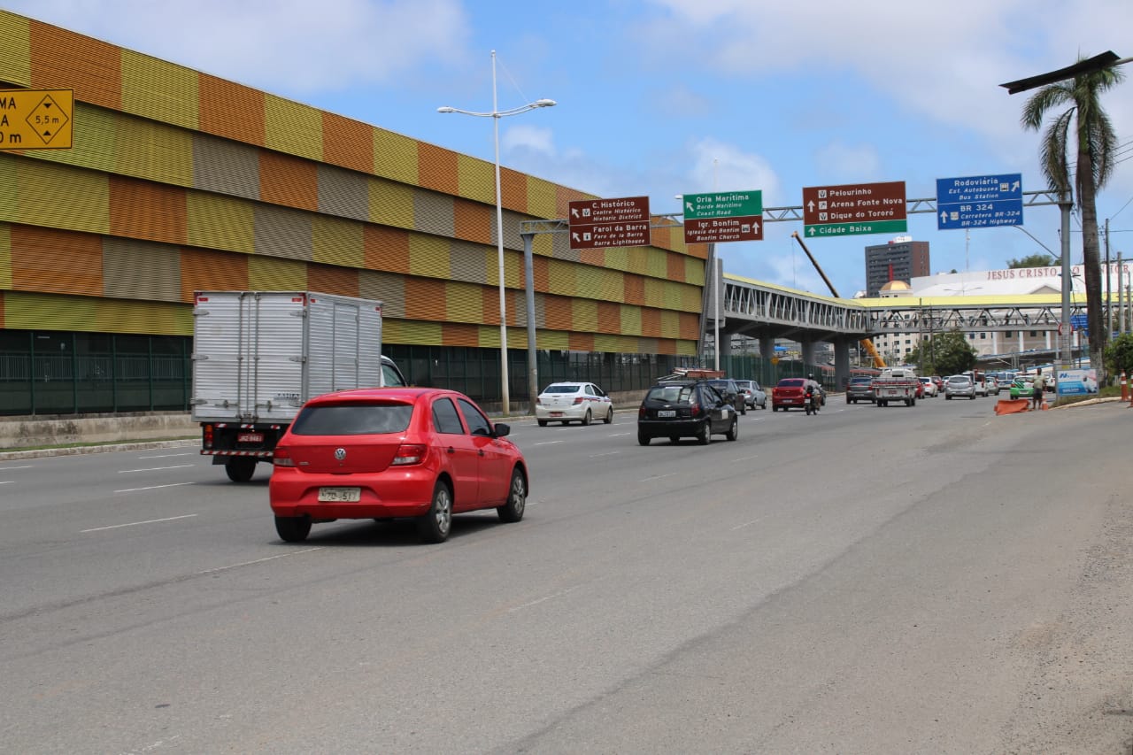 Os veículos já registrados devem seguir o calendário anual do licenciamento integrado