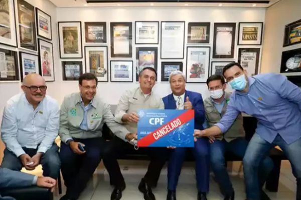 Sikêra Jr., Bolsonaro e ministros Sikêra Jr., Bolsonaro e ministros