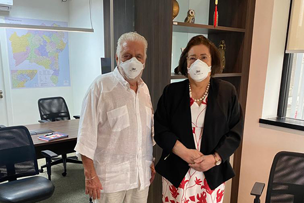 A procuradora-geral de Justiça, Norma Cavalcanti, se reuniu nesta sexta-feira (16) com o senador Jaques Wagner