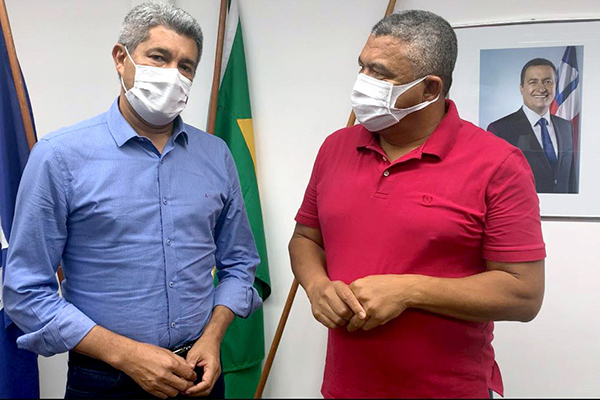 O secretário estadual da Educação, Jerônimo Rodrigues, e o deputado federal Valmir Assunção (PT-BA)