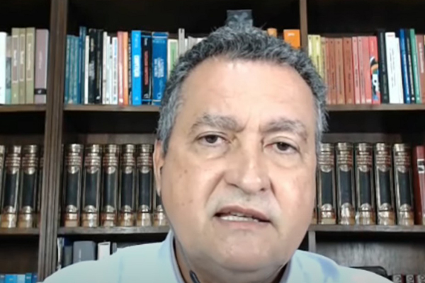 O governador Rui Costa (PT)