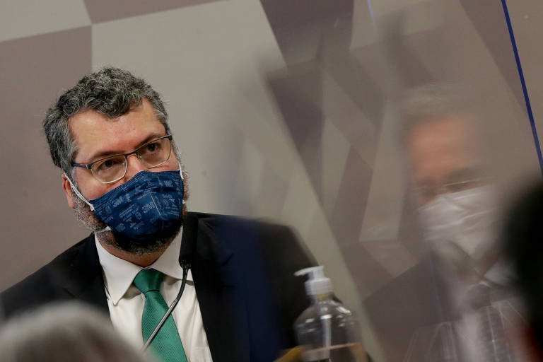 O ex-ministro das Relações Exteriores Ernesto Araújo durante depoimento à CPI da Covid O ex-ministro das Relações Exteriores Ernesto Araújo durante depoimento à CPI da Covid
