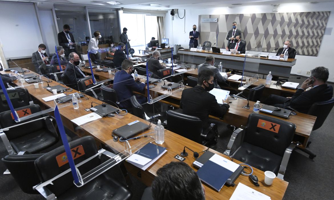 Chefes do Executivo de 19 estados dizem que medida afronta a Constituição e pacto federativo
