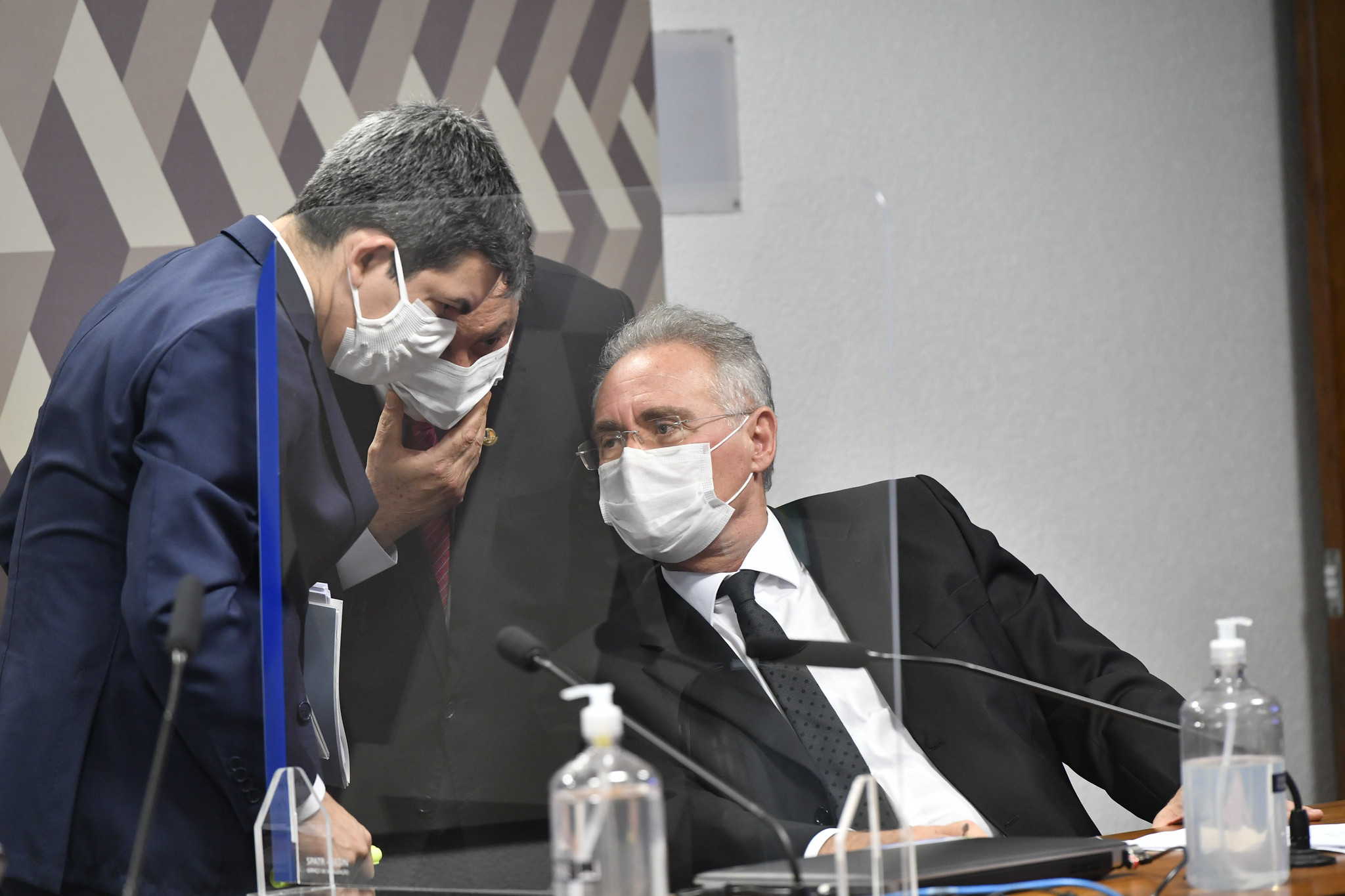 O senador deve continuar aceitando sugestões para os próximos depoimentos