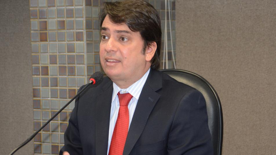 Deputado estadual Pedro Tavares (DEM)