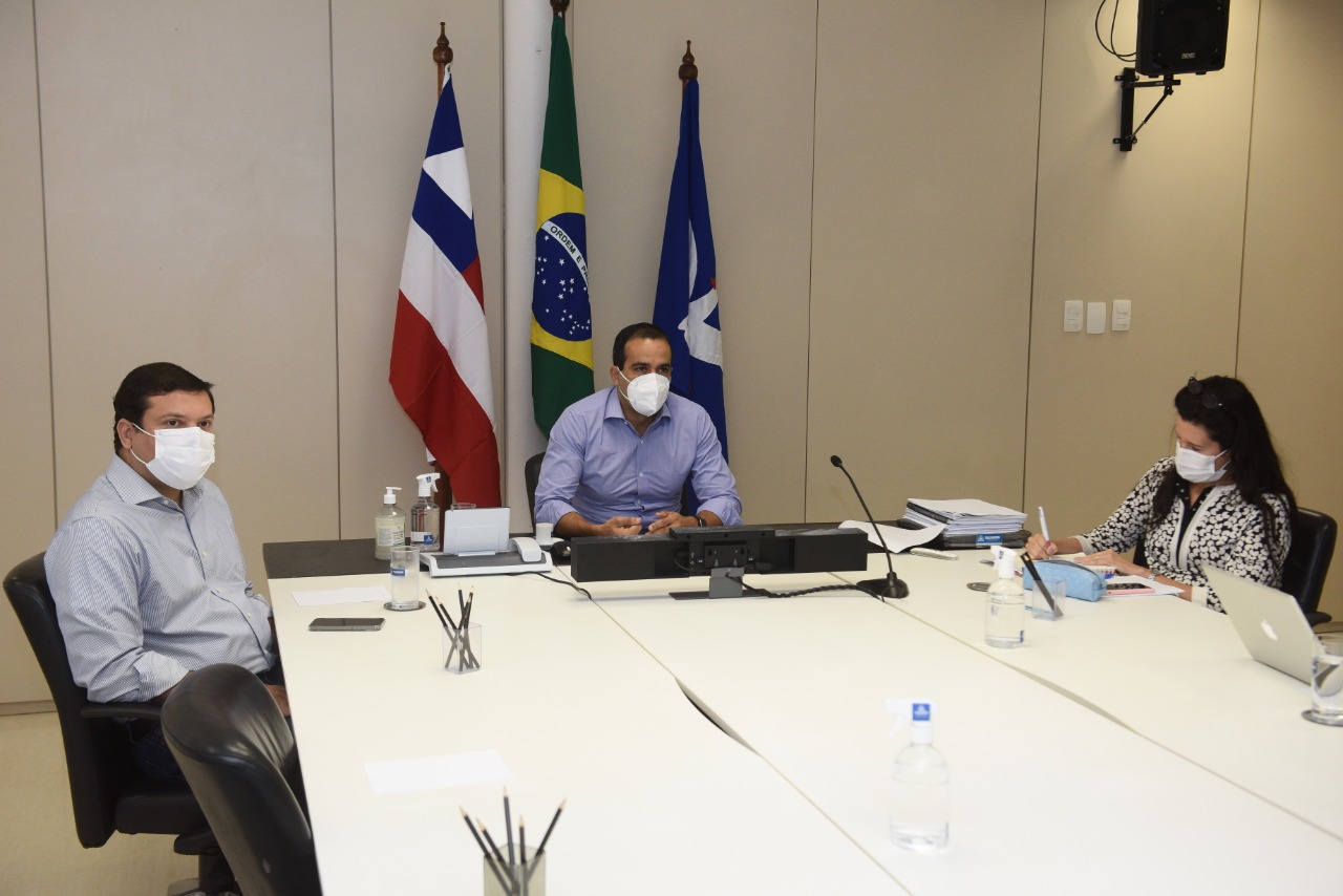 Na imagem, o prefeito de Salvador, Bruno Reis, do Democratas