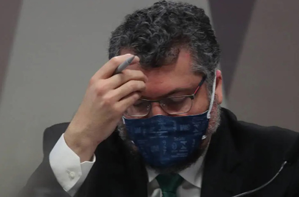 O ex-chanceler Ernesto Araújo