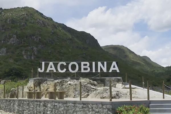 Imagem de Jacobina: Justiça suspende processo seletivo onde o pai entrevistou a própria filha Imagem de Jacobina: Justiça suspende processo seletivo onde o pai entrevistou a própria filha