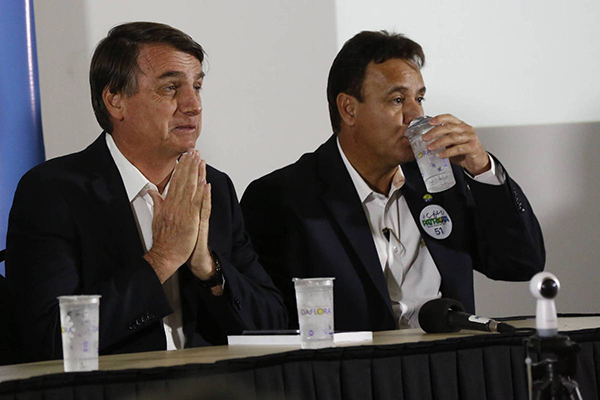 Jair Bolsonaro e o presidente do Patriota, Adilson Barroso