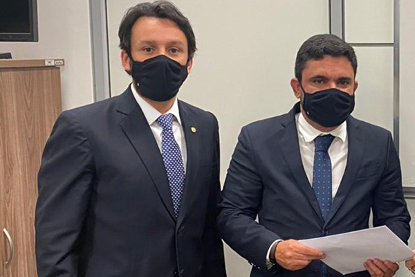 O deputado Federal Mário Negromonte Jr. (PP) e o prefeito de Itanagra, Marcus Sarmento O deputado Federal Mário Negromonte Jr. (PP) e o prefeito de Itanagra, Marcus Sarmento