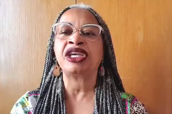 O objetivo da sugestão, de acordo com a proponente, é atender as reivindicações dos servidores em questão, que cumprem ou cumpriram carga horária de 30 horas