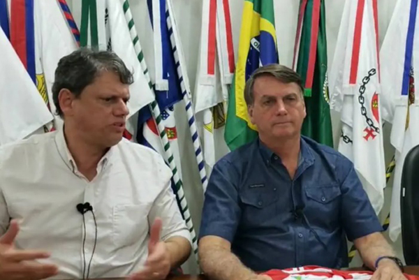 O ministro da Infraestrutura, Tarcísio de Freitas, e o presidente Jair Bolsonaro O ministro da Infraestrutura, Tarcísio de Freitas, e o presidente Jair Bolsonaro