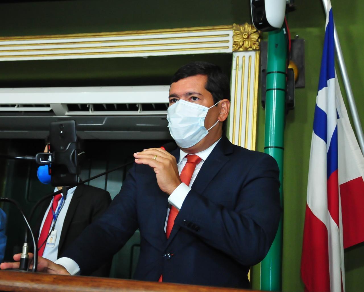 O vereador Claudio Tinoco (DEM) preside a Comissão Especial de Acompanhamento da Retomada de Eventos