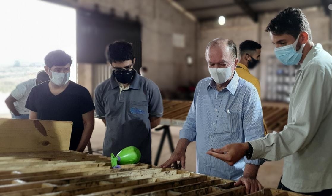 Vice-governador e secretário do Planejamento João Leão passou pela região Oeste, Chapada Diamantina e pelo Vale do Paramirim Vice-governador e secretário do Planejamento João Leão passou pela região Oeste, Chapada Diamantina e pelo Vale do Paramirim
