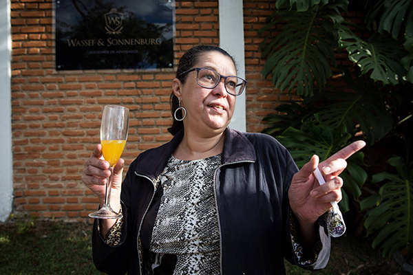 Heloisa de Carvalho, filha do escritor e guru bolsonarista Olavo de Carvalho Heloisa de Carvalho, filha do escritor e guru bolsonarista Olavo de Carvalho