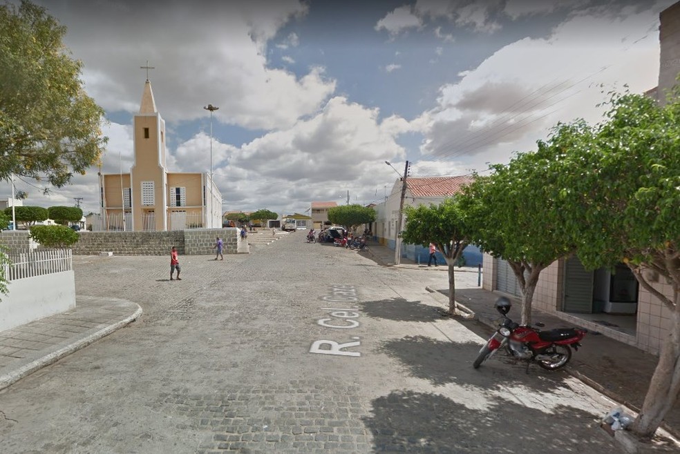 Gestão municipal aponta estado precário da rede elétrica, podendo incorrer em danos físicos e patrimoniais