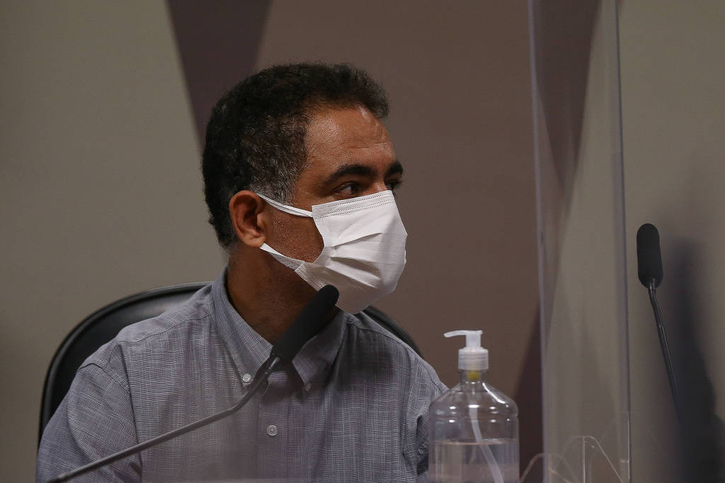 O funcionário do Ministério da Saúde William Santana, durante depoimento à CPI da Covid