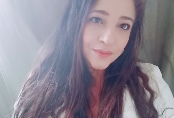 A baiana Michele Prado é de direita, votou no segundo turno em Bolsonaro em 2018, mas se prepara para votar agora em Lula se não surgir uma terceira via democrática A baiana Michele Prado é de direita, votou no segundo turno em Bolsonaro em 2018, mas se prepara para votar agora em Lula se não surgir uma terceira via democrática