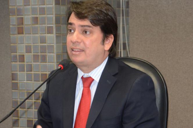 Deputado estadual Pedro Tavares (DEM)