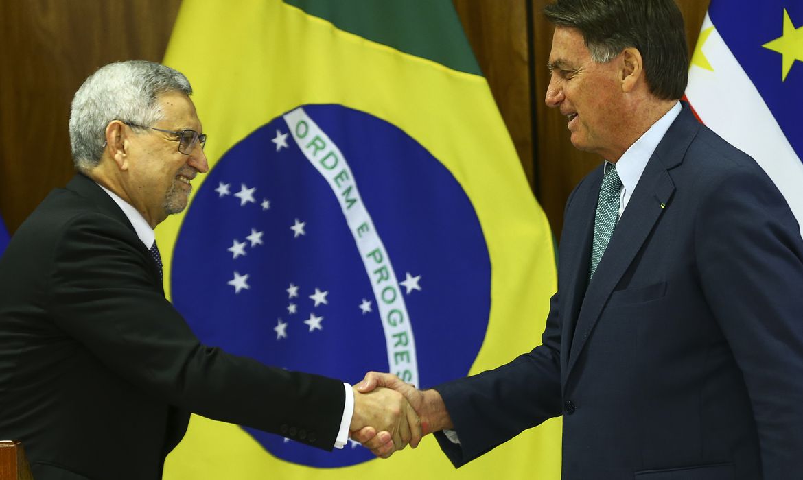 Presidente cabo-verdense se reuniu hoje com Bolsonaro em Brasília Presidente cabo-verdense se reuniu hoje com Bolsonaro em Brasília