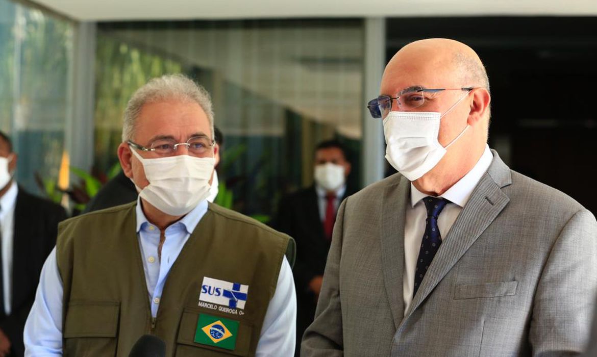 Aulas retornariam no mês de agosto