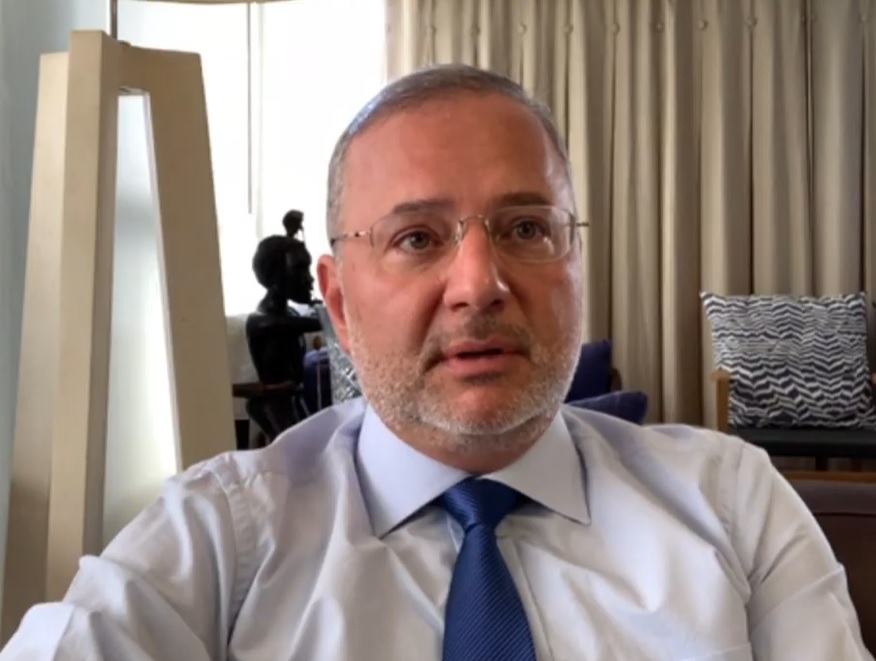 Imagem de Em nota, governo diz que agressão de Villas-Boas a chef é "inadmissível"