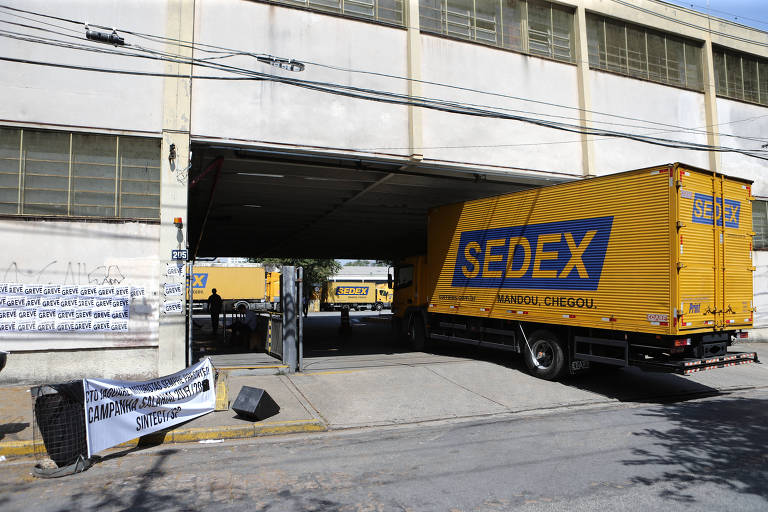 Representantes da categoria dizem que não querem parar, mas que governo faz pressão para gerar desgaste Representantes da categoria dizem que não querem parar, mas que governo faz pressão para gerar desgaste