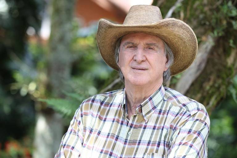 Ele está sendo aconselhado pela família e pelos médicos a não ir mais a protesto no dia 7 de setembro Ele está sendo aconselhado pela família e pelos médicos a não ir mais a protesto no dia 7 de setembro