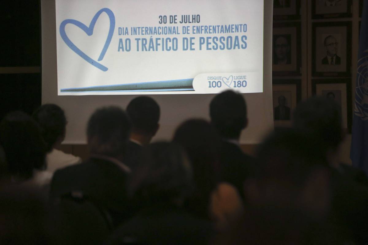 PF descobre que vítimas de tráfico de mulheres eram marcadas com tatuagens por empresário PF descobre que vítimas de tráfico de mulheres eram marcadas com tatuagens por empresário