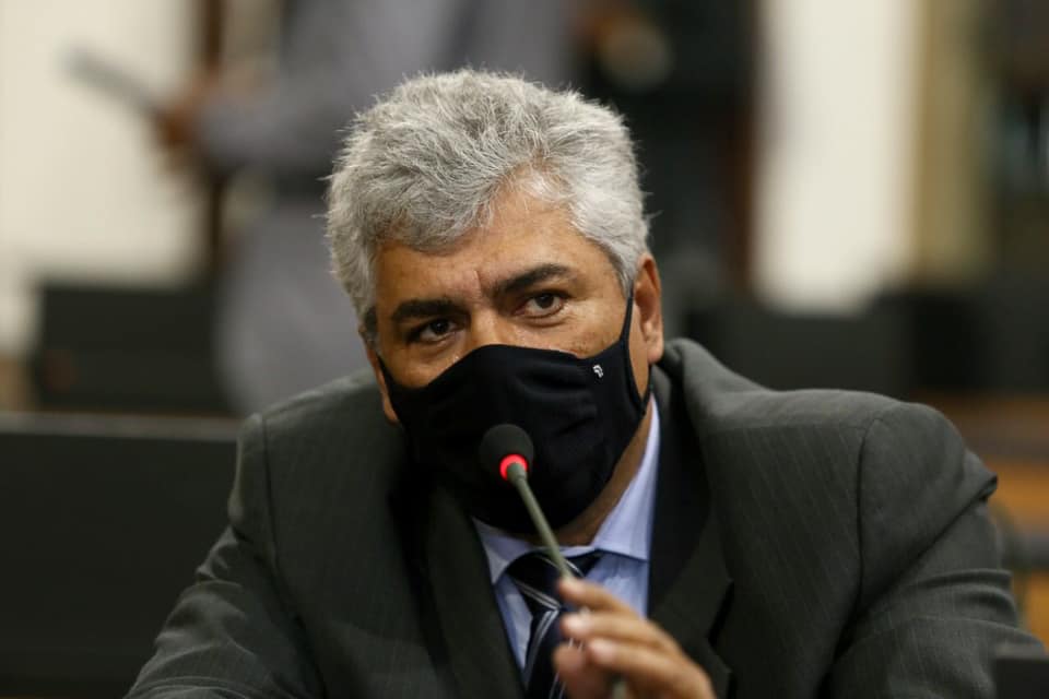 Na imagem, o deputado estadual Robinho, do PP