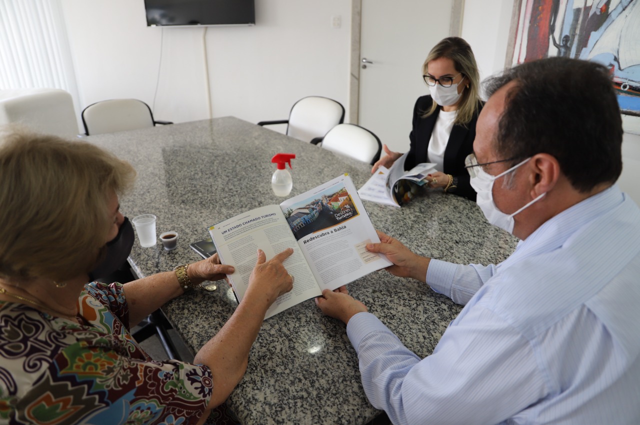 A revista é direcionada ao público especializado A revista é direcionada ao público especializado