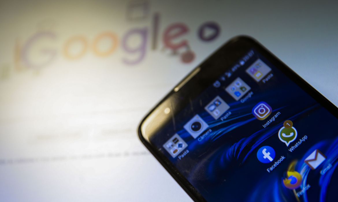 Aplicativo capta sons emitidos e faz aparelho vibrar em tempo real Aplicativo capta sons emitidos e faz aparelho vibrar em tempo real