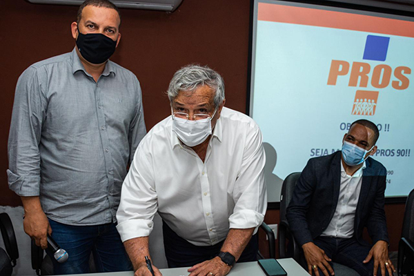 Filiação de Benito gama ao PROS Filiação de Benito gama ao PROS