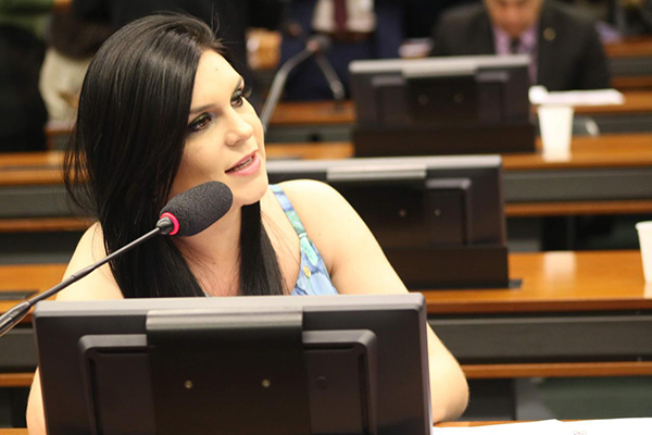 Deputada federal Dayane Pimentel (PSL)