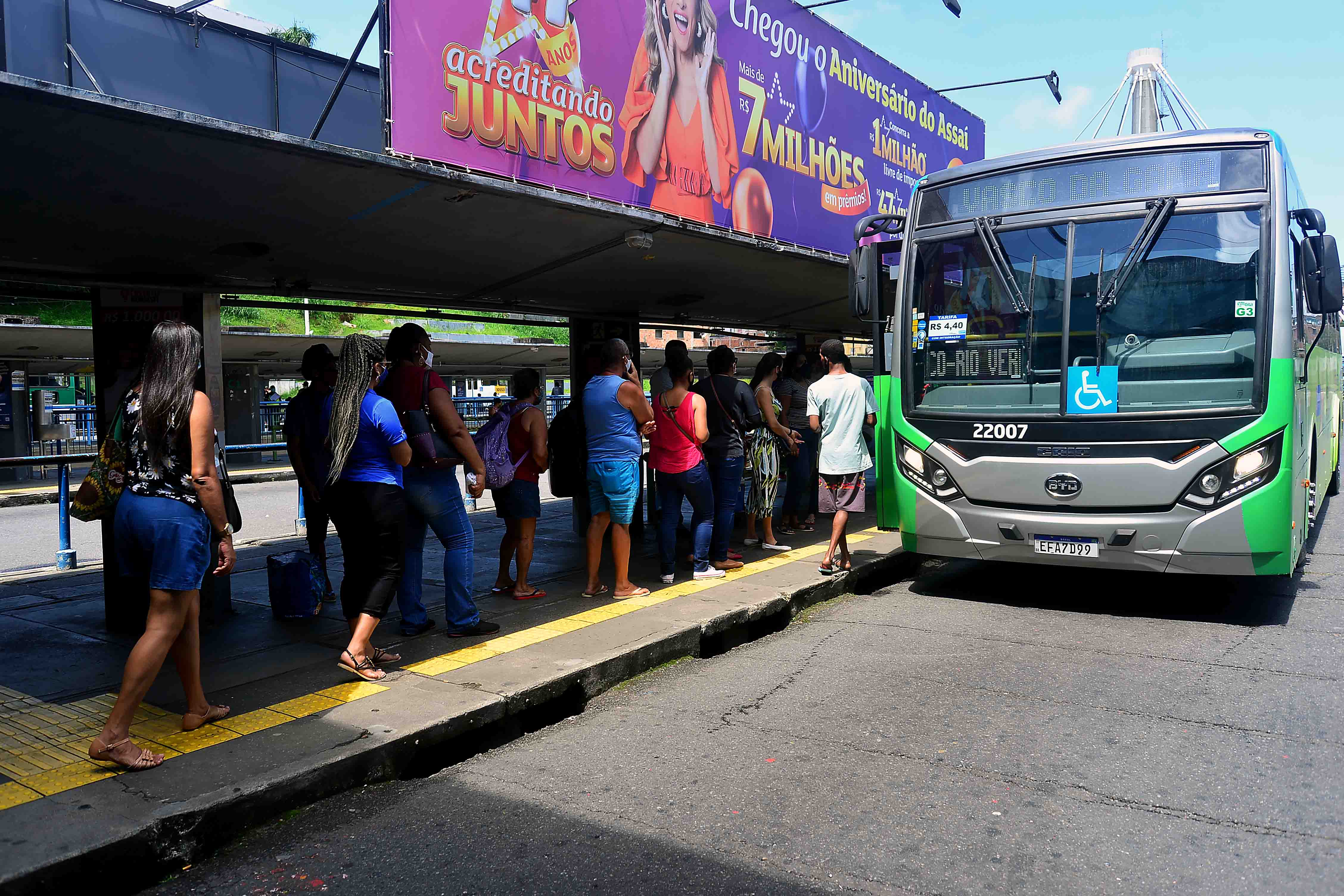As linhas serão as primeiras de um total de sete As linhas serão as primeiras de um total de sete
