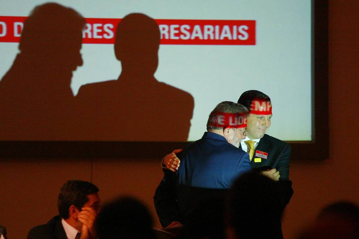 Luiz Inácio Lula da Silva e João Dória, em 2005 Luiz Inácio Lula da Silva e João Dória, em 2005