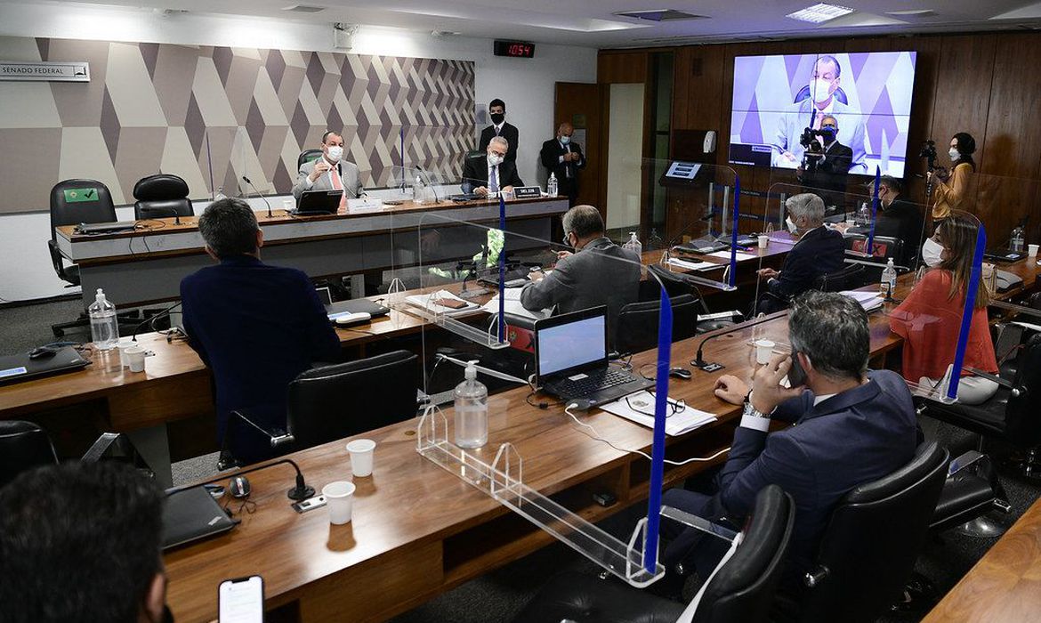 Senadores decidiram antecipar oitiva de ex-secretário de Saúde do DF