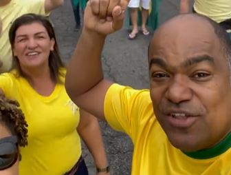 Deputado estadual Samuel Júnior (PDT) em manifestação bolsonarista nesta terça-feira (7)