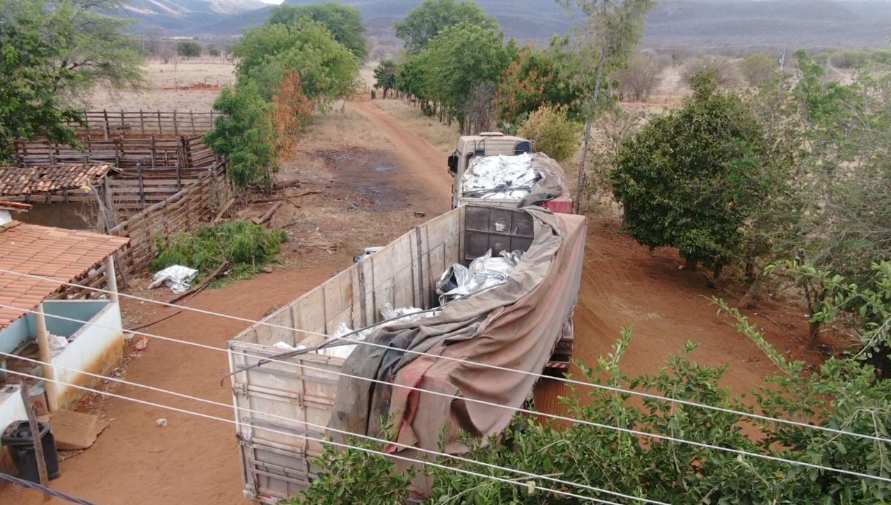 PM faz apreensão histórica de droga no oeste da Bahia