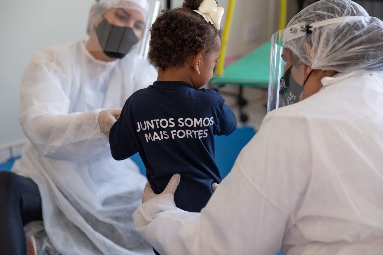 A Bahia aparece como terceiro estado com o maior número de instituições selecionadas. Foram nove, beneficiando 1.495 crianças e adolescentes baianos A Bahia aparece como terceiro estado com o maior número de instituições selecionadas. Foram nove, beneficiando 1.495 crianças e adolescentes baianos