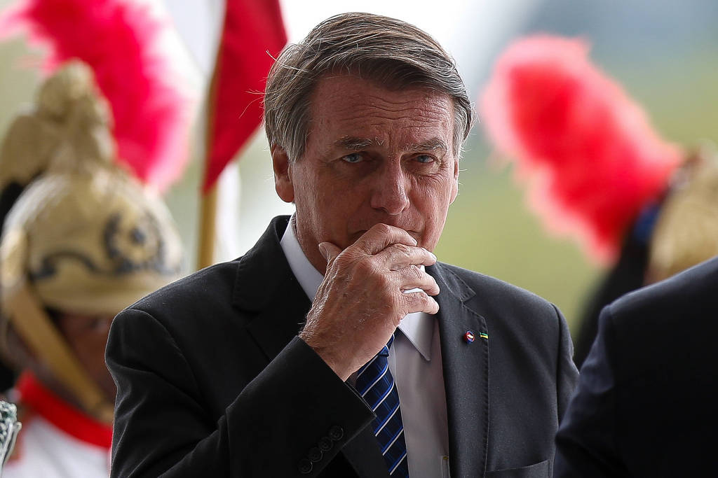 O presidente Jair Bolsonaro durante visita do presidente da Colômbia, Iván Duque, no Palácio do Planalto nesta terça (19)