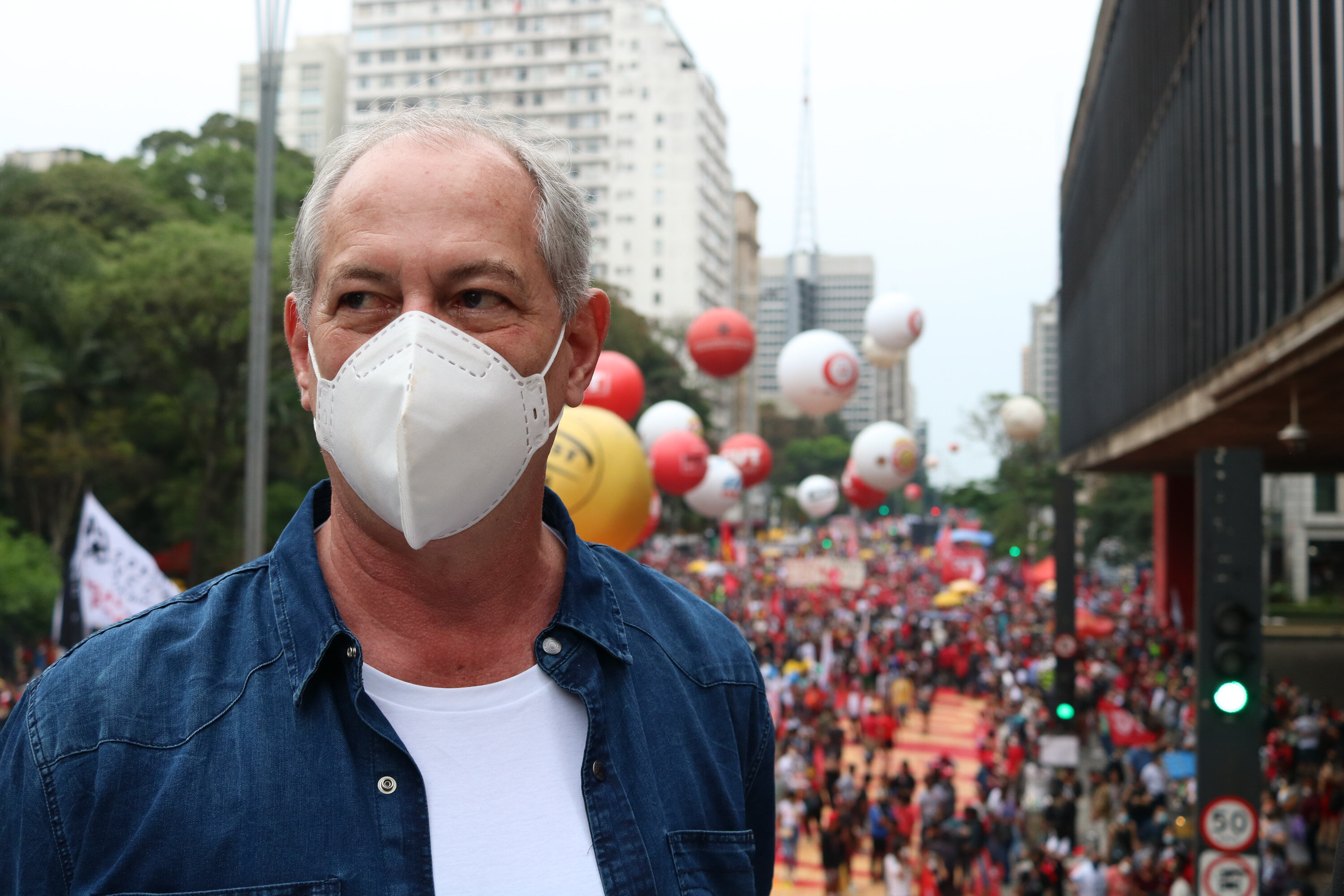 Após pregar trégua, esquerda bate boca, expõe rusgas e dificulta união contra Bolsonaro