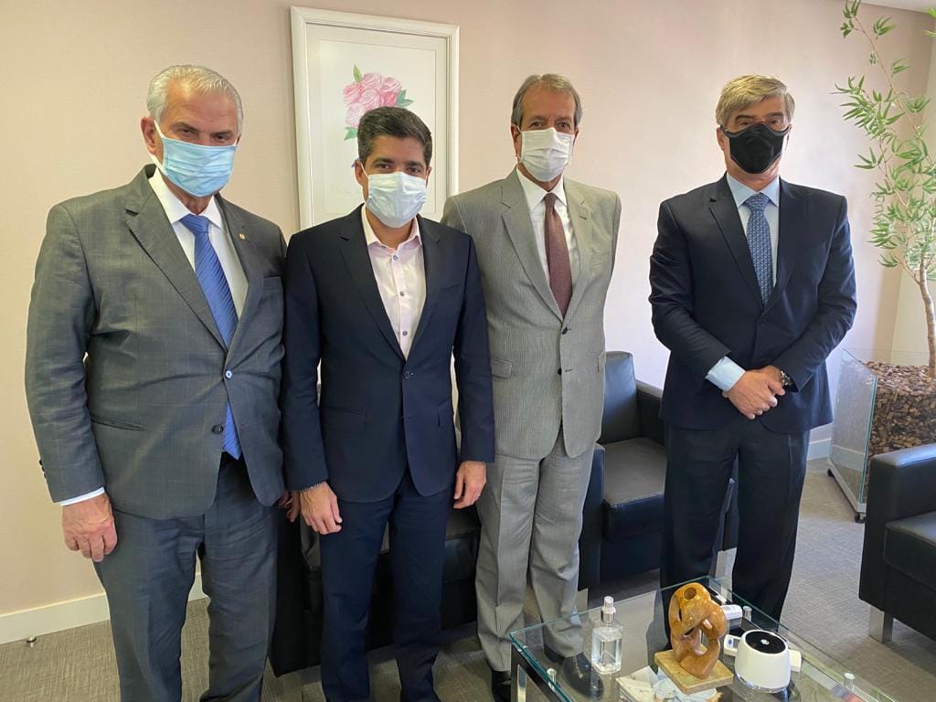 O posicionamento gera certo questionamento, já que seria de interesse do presidente lançar o ministro João Roma, ex-aliado de Neto, como candidato ao governo